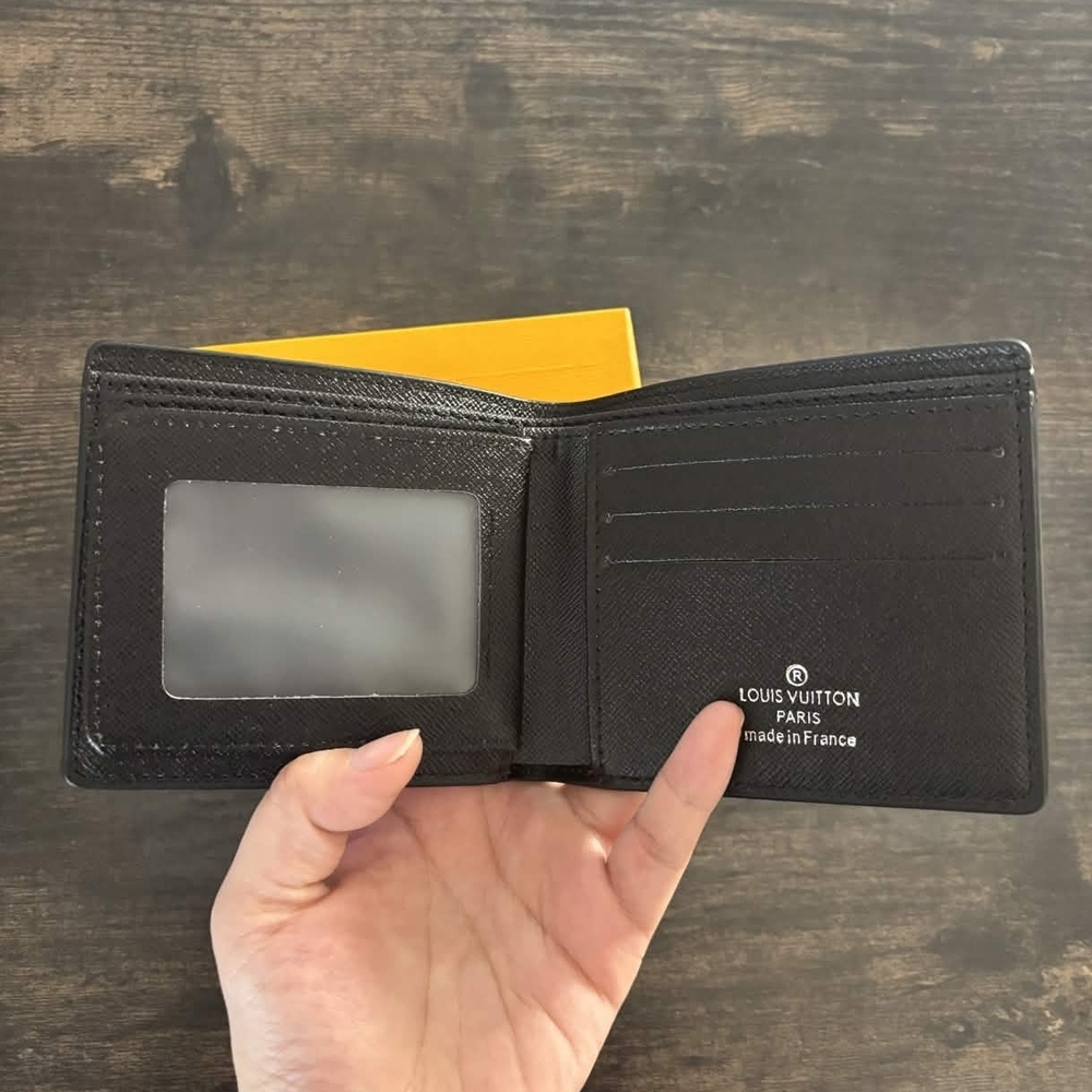 Louis Vuitton Black Embossed Monogram Money Clip - Picture 4 of 5